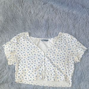 Medium,shein, white and blue floral shirt